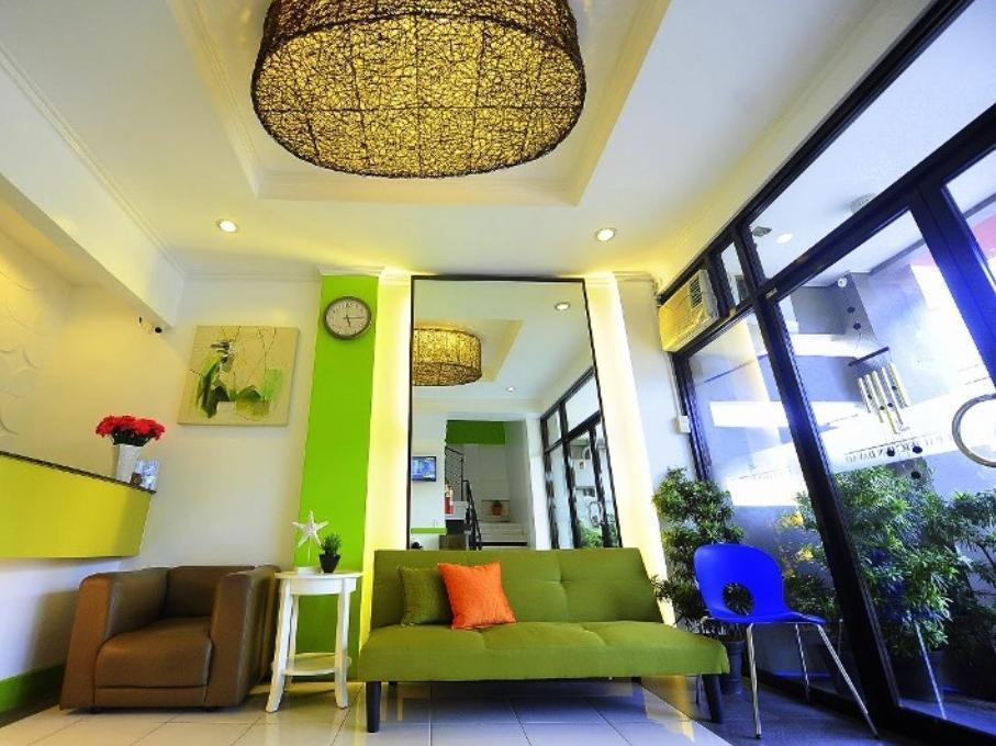 First Pacific Inn Davao City Buitenkant foto