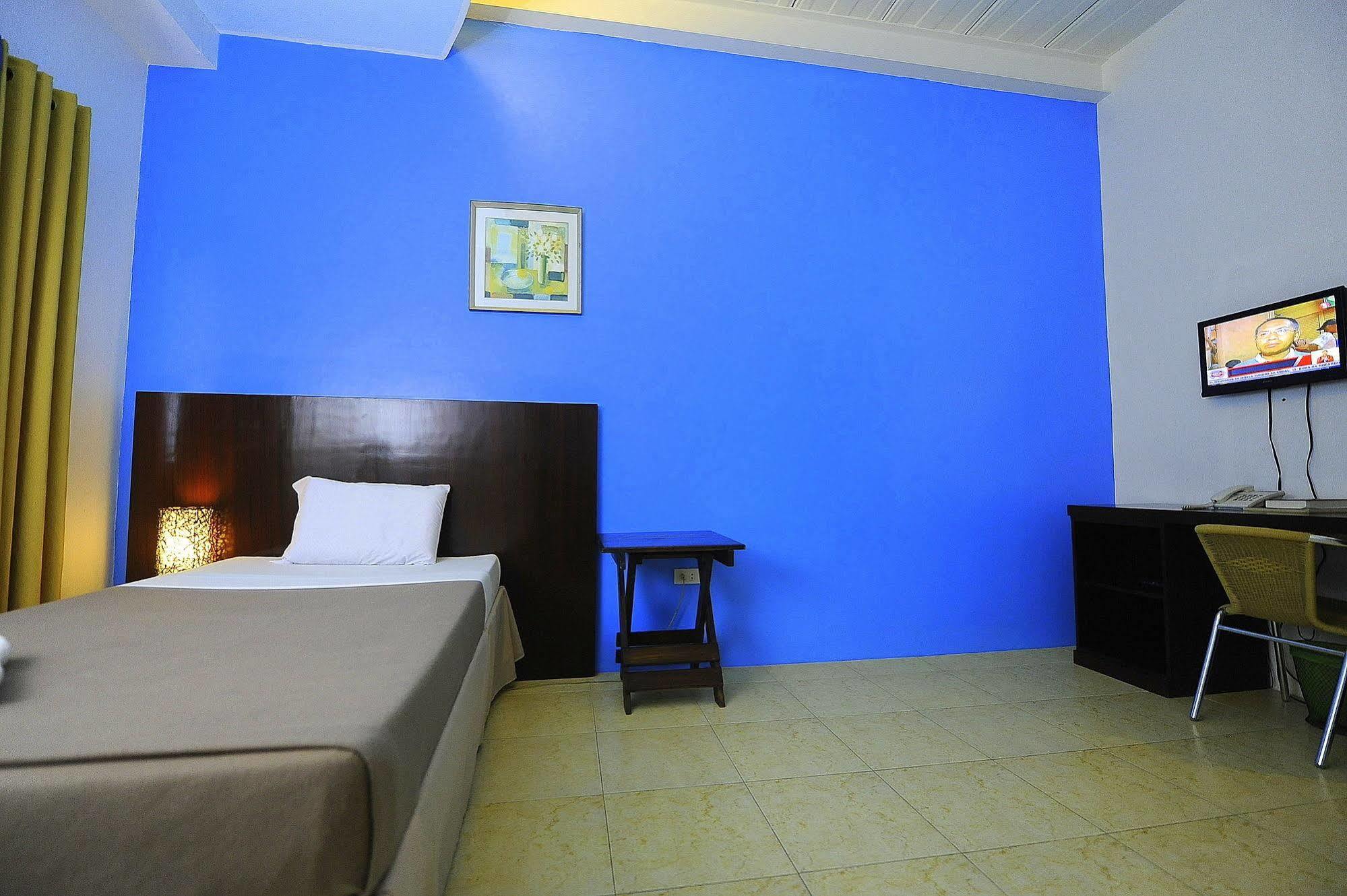 First Pacific Inn Davao City Buitenkant foto