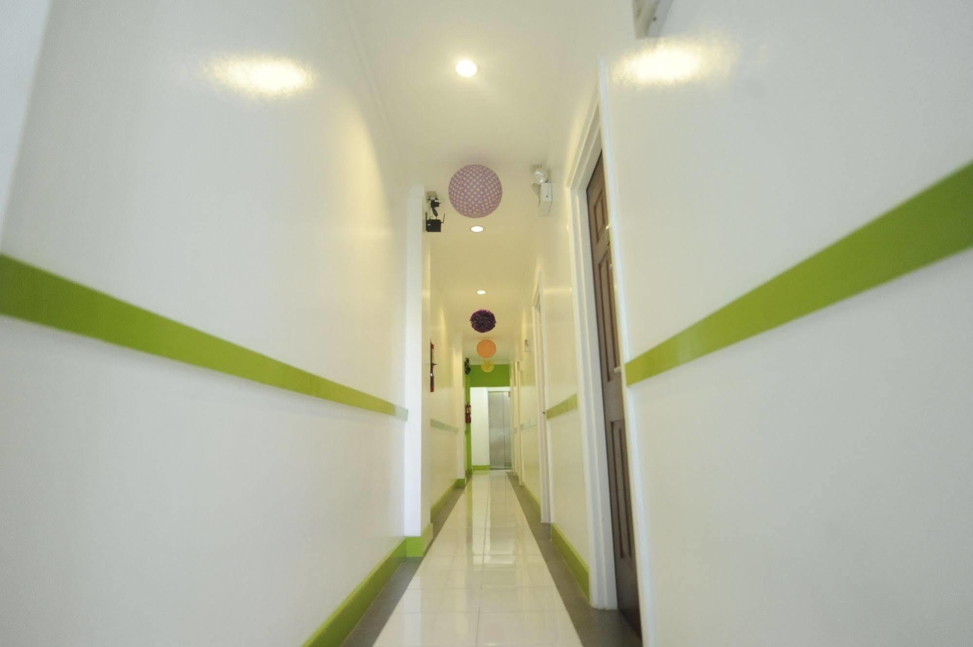 First Pacific Inn Davao City Buitenkant foto